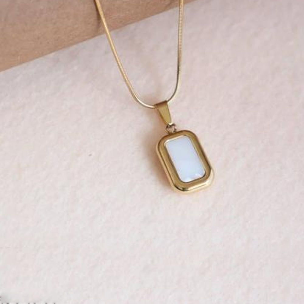 White Stone Pendant Necklace